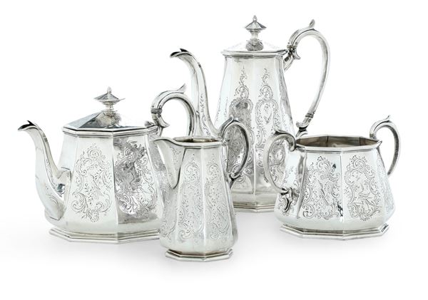 Servizio da tè e caffè. Londra 1845. Argentiere B.Smith