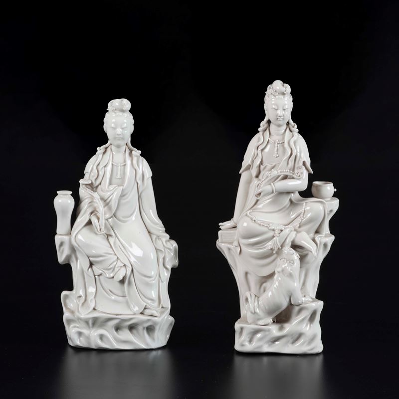 Due guanyin, blanc de chine  - Auction Antiques - Cambi Casa d'Aste