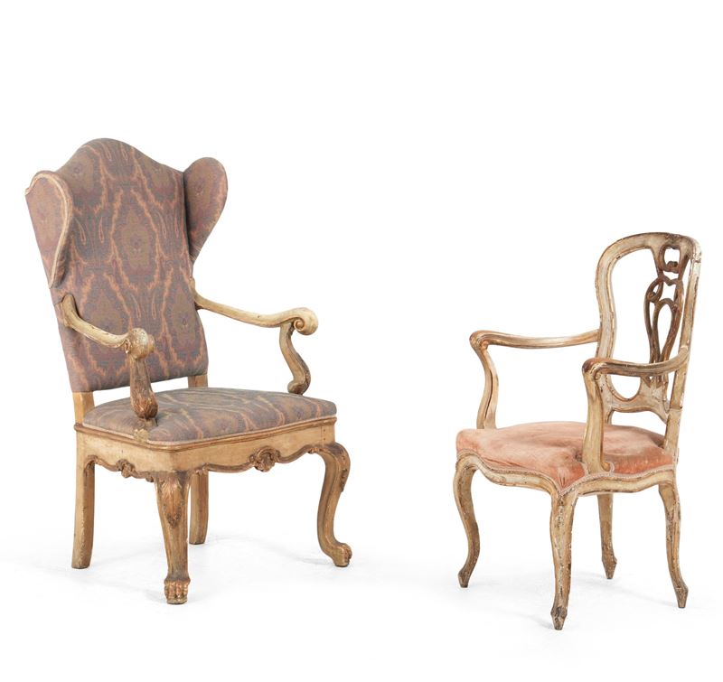 Due poltrone diverse in legno intagliato e laccato. XVIII-XIX secolo  - Asta Antiquariato - Cambi Casa d'Aste