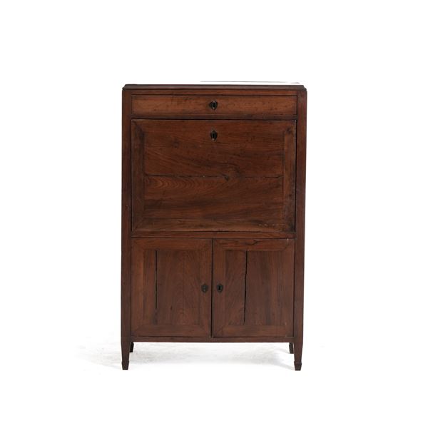 Secretaire in rovere, XIX secolo