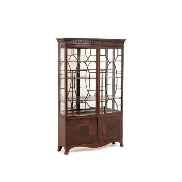 Vetrina lastronata. Inghilterra, XIX-XX secolo