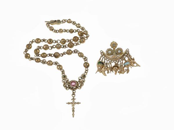 Paste, hardstone and low-karat gold necklace and charms brooch