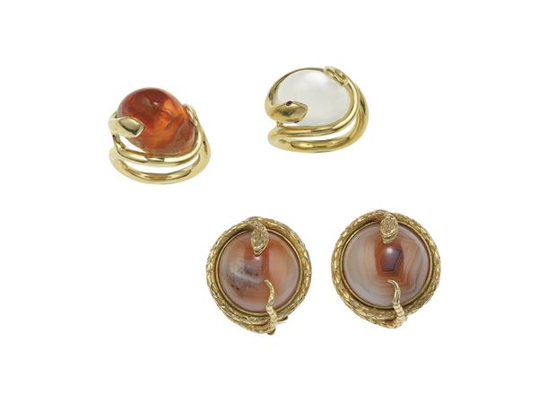 Pair of cornelian and gold earrings and two hardstone and gold rings