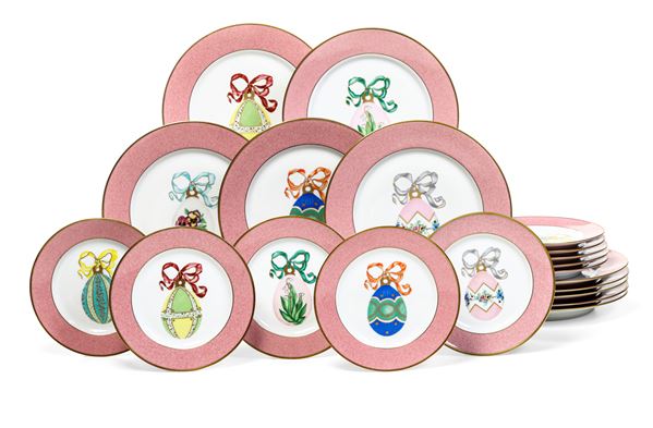 Rara parte di servizio “Saint Petersbourg” Francia, Limoges, Manifattura Puiforcat, 1990 circa Decorazione di Silvita Gallienne 