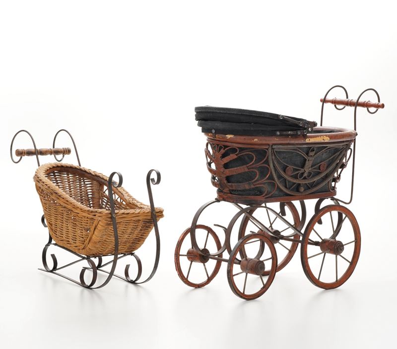 Lotto di due carrozzine giocattolo  - Asta Antiquariato del XX secolo - Cambi Casa d'Aste