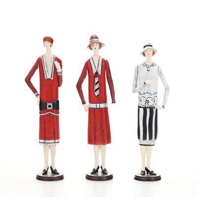 Tre Figure in Legno Raffiguranti Dame. XX Secolo