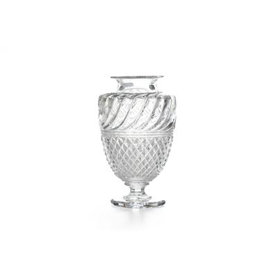 Baccarat, Vaso in Cristallo con Decoro a Rilievo