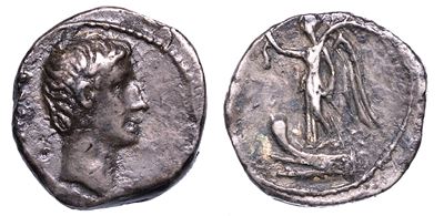 Ottaviano Augusto, 27 a.C. - 14 D.C. Quinario. Pergamo.