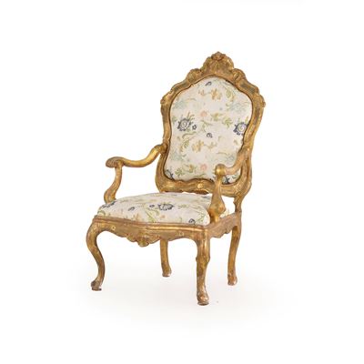 Poltrona in Legno Intagliato e Dorato. XVIII Secolo