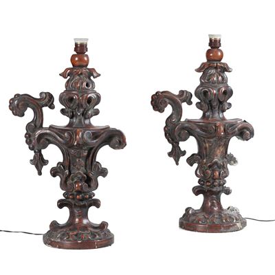 Coppia di Portapalme in Legno Intagliato e Dipinto. XVIII Secolo