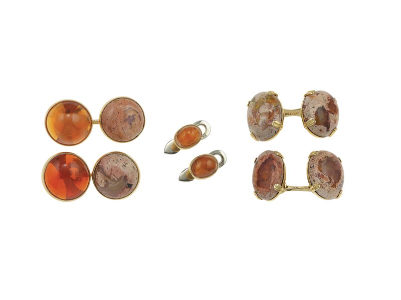 Two pairs of gold and mexican opal cufflinks and studs  - Auction Fine Jewels - Cambi Casa d'Aste