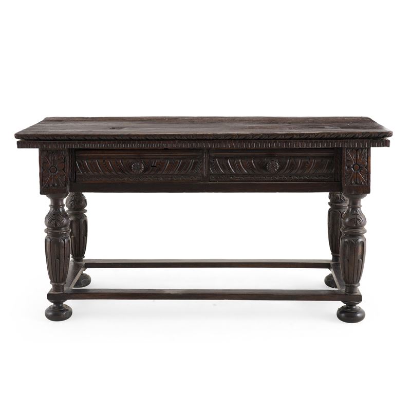 Antico tavolo in noce  - Auction Antiques - Cambi Casa d'Aste