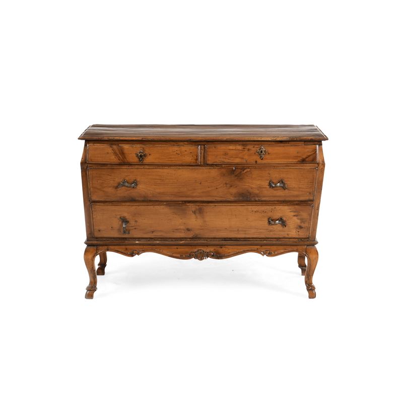 Comò ad urna in ciliegio (costruito con elementi antichi del XVIII secolo)  - Asta Antiquariato - Cambi Casa d'Aste