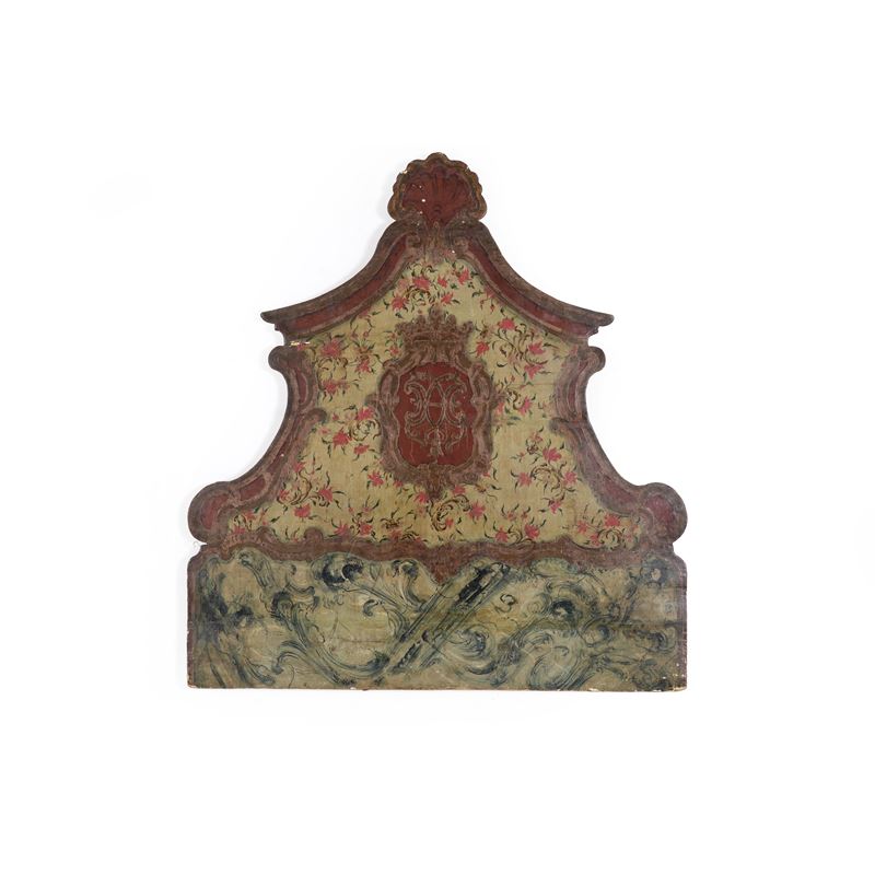 Testata da letto in legno laccato e dipinto. Toscana, XVIII secolo  - Asta Antiquariato - Cambi Casa d'Aste
