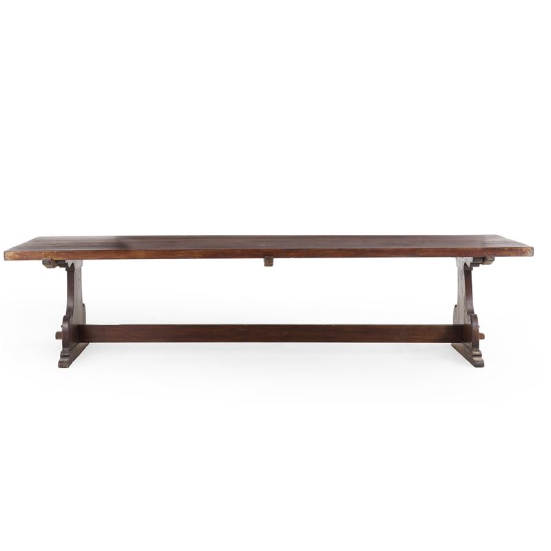 Grande tavolo in noce (alcuni elementi antichi)  - Auction Antiquariato - Cambi Casa d'Aste