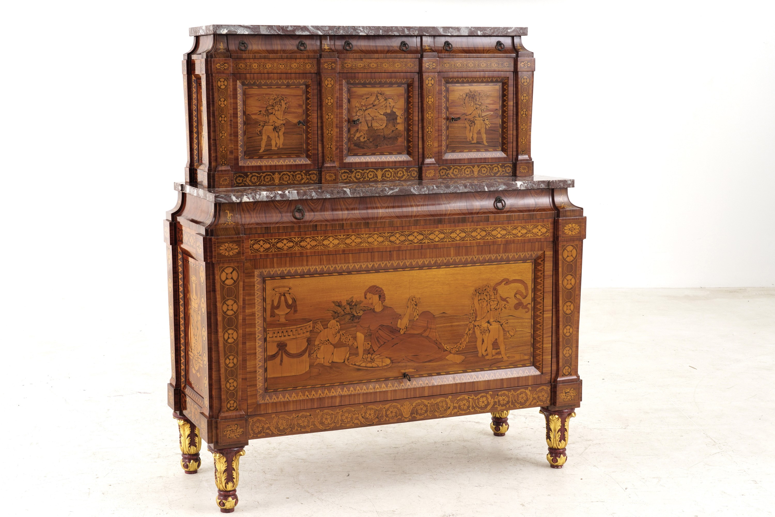 Cassettone con Alzata in Legno Lastronato e Intarsiato. XX Secolo
