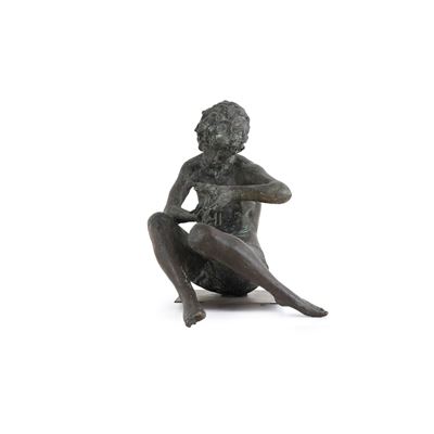 Ragazzo con la rondine, scultura in bronzo