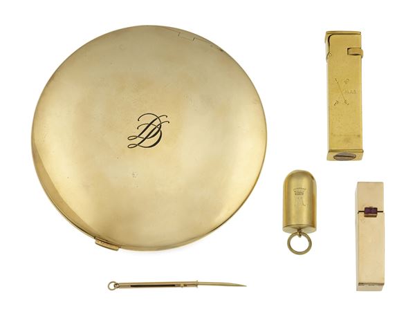 Gold lady's accessories