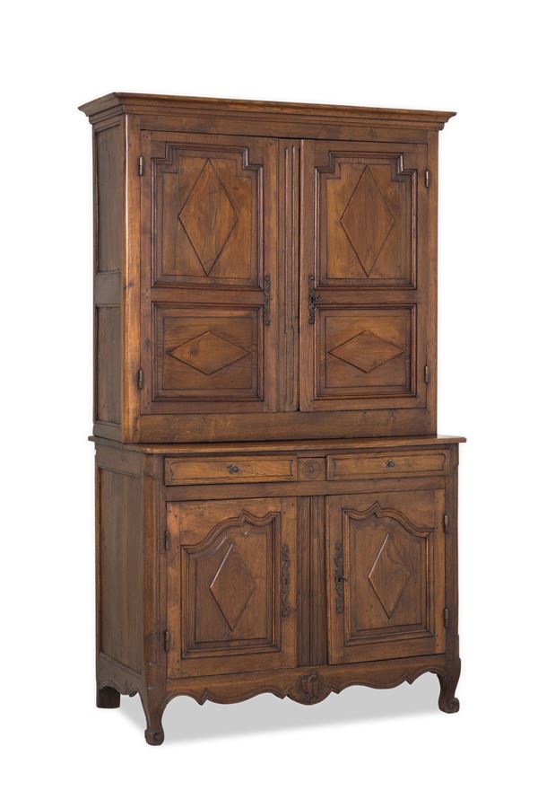 Credenza a due corpi. Francia, XVIII-XIX secolo