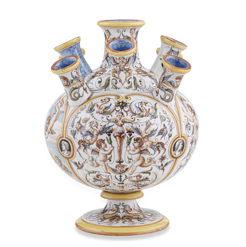 Tulipaniera con stemma mediceo. Doccia, Manifattura Ginori, 1880 ca.   - Asta Dimore Italiane - Cambi Casa d'Aste