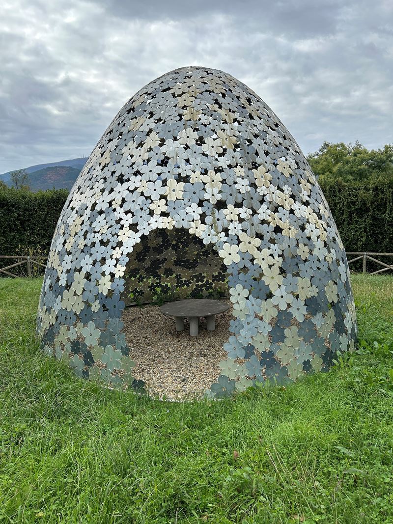 Andrea Salvetti : Importante scultura abitabile modello Mazzolin di Fiori. Italia, 2011 ca.  - Auction Italian Residences - Cambi Casa d'Aste