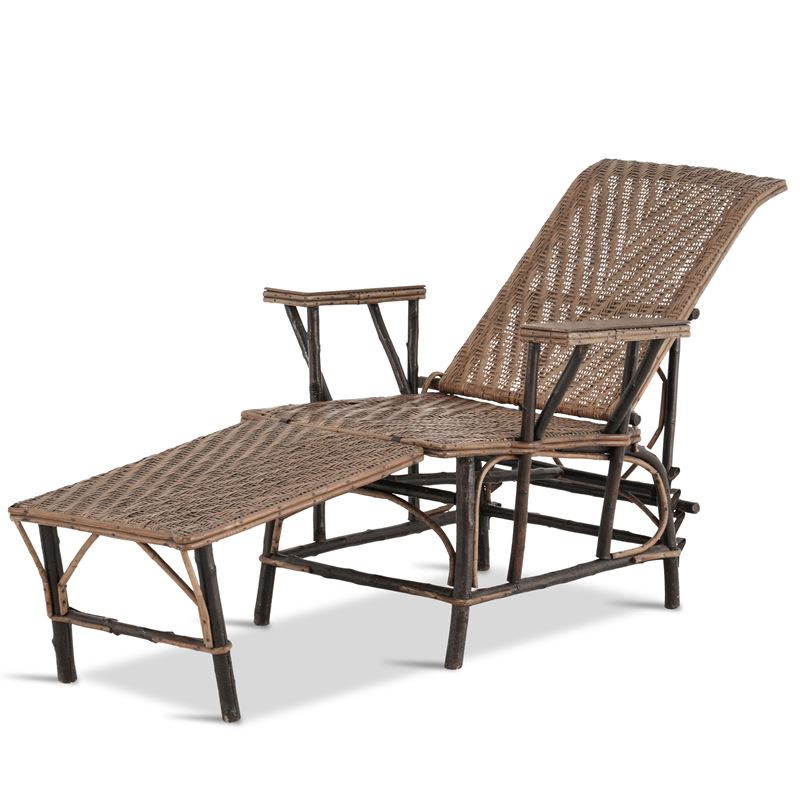 Poltrona con poggiapiedi estraibile in legno e rattan, XX secolo  - Auction Italian Residences - Cambi Casa d'Aste