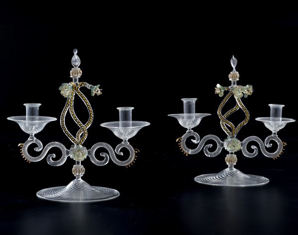 Coppia di candelieri in vetro. Murano, XX secolo