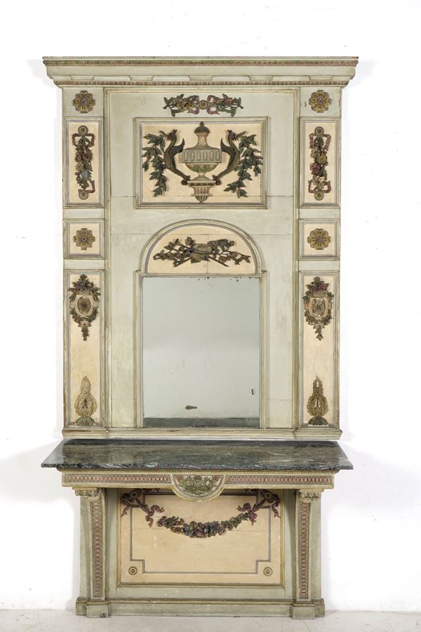 Consolle con specchiera in legno laccato. Fine XVIII secolo