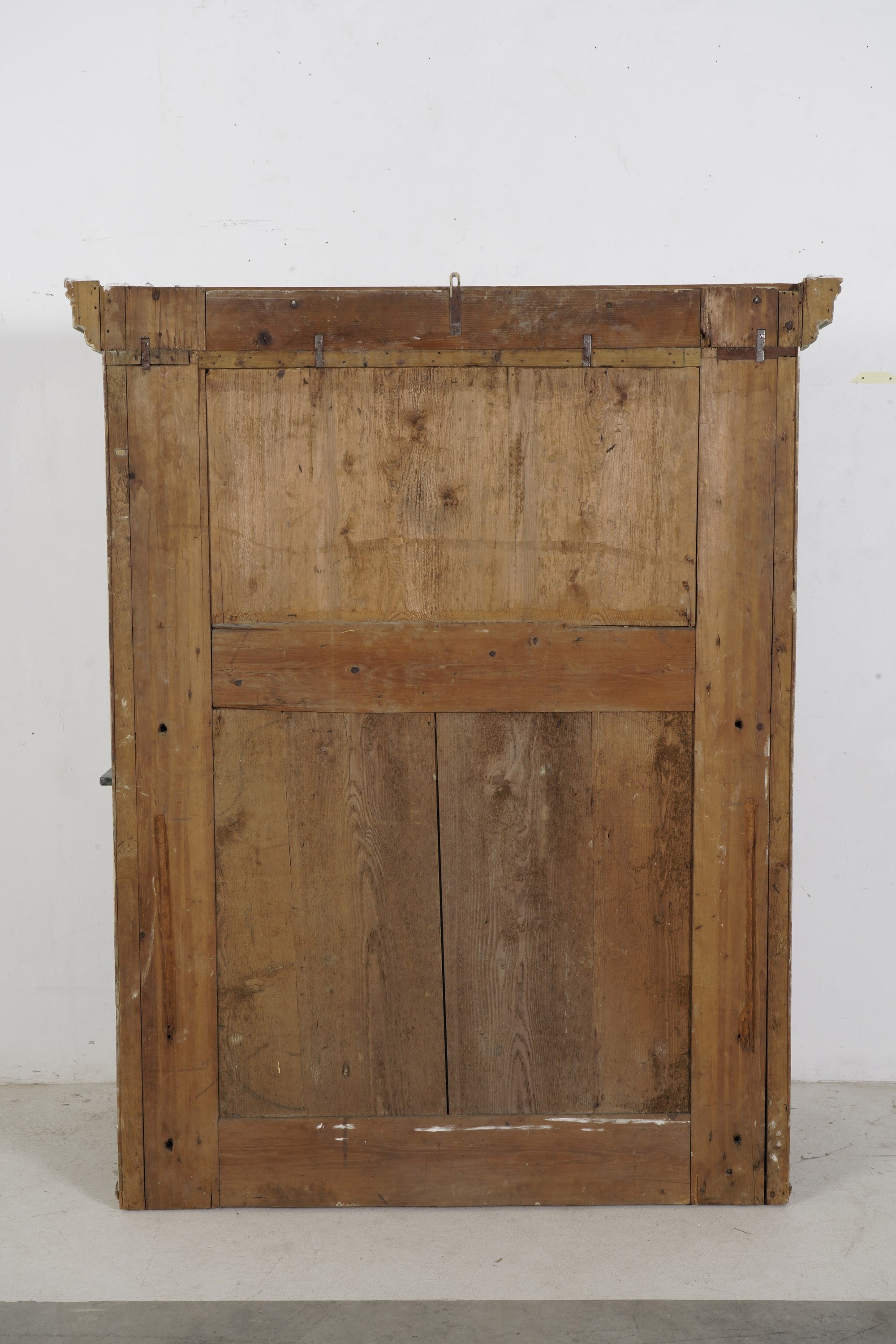 Consolle con Specchiera in Legno Laccato. Fine XVIII Secolo