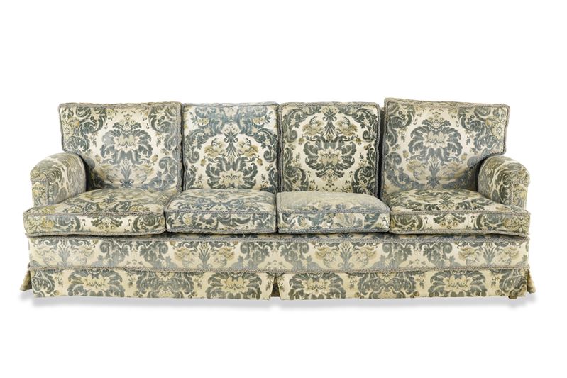 Divano imbottito. XX secolo  - Asta Dimore Italiane - Cambi Casa d'Aste