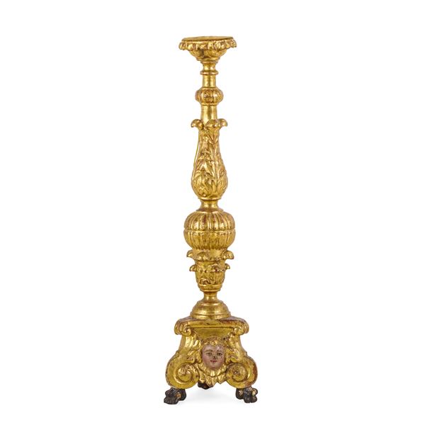 Torciera in legno intagliato e dorato. XVIII-XIX secolo