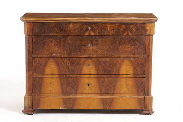 Cassettone lastronato. XIX-XX secolo