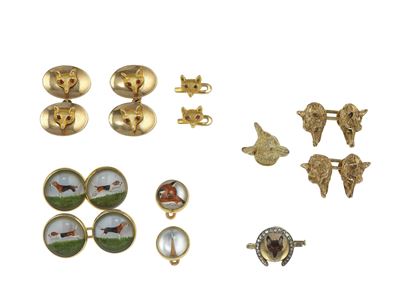 Lotto di gioielli con bottoni da polso e da sparato e spilla con smalti policromi, metalli in oro...