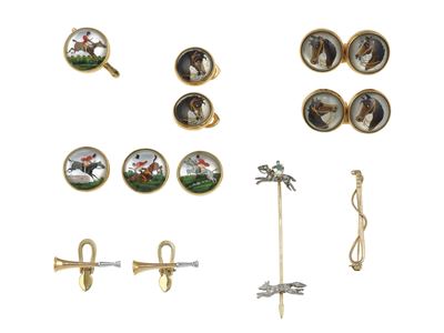 Montatura in oro 18 kt, platino e argento, set di bottoni da polso e da sparato con smalti policr...