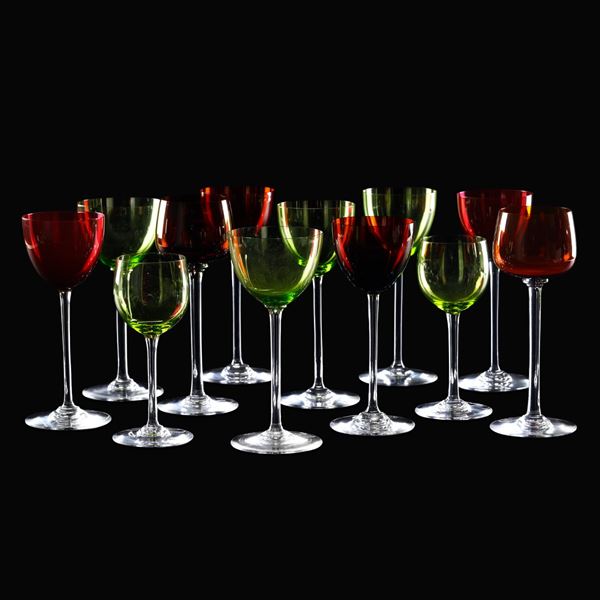 Servizio di calici colorati Francia, manifattura Baccarat, seconda metà del XX secolo 