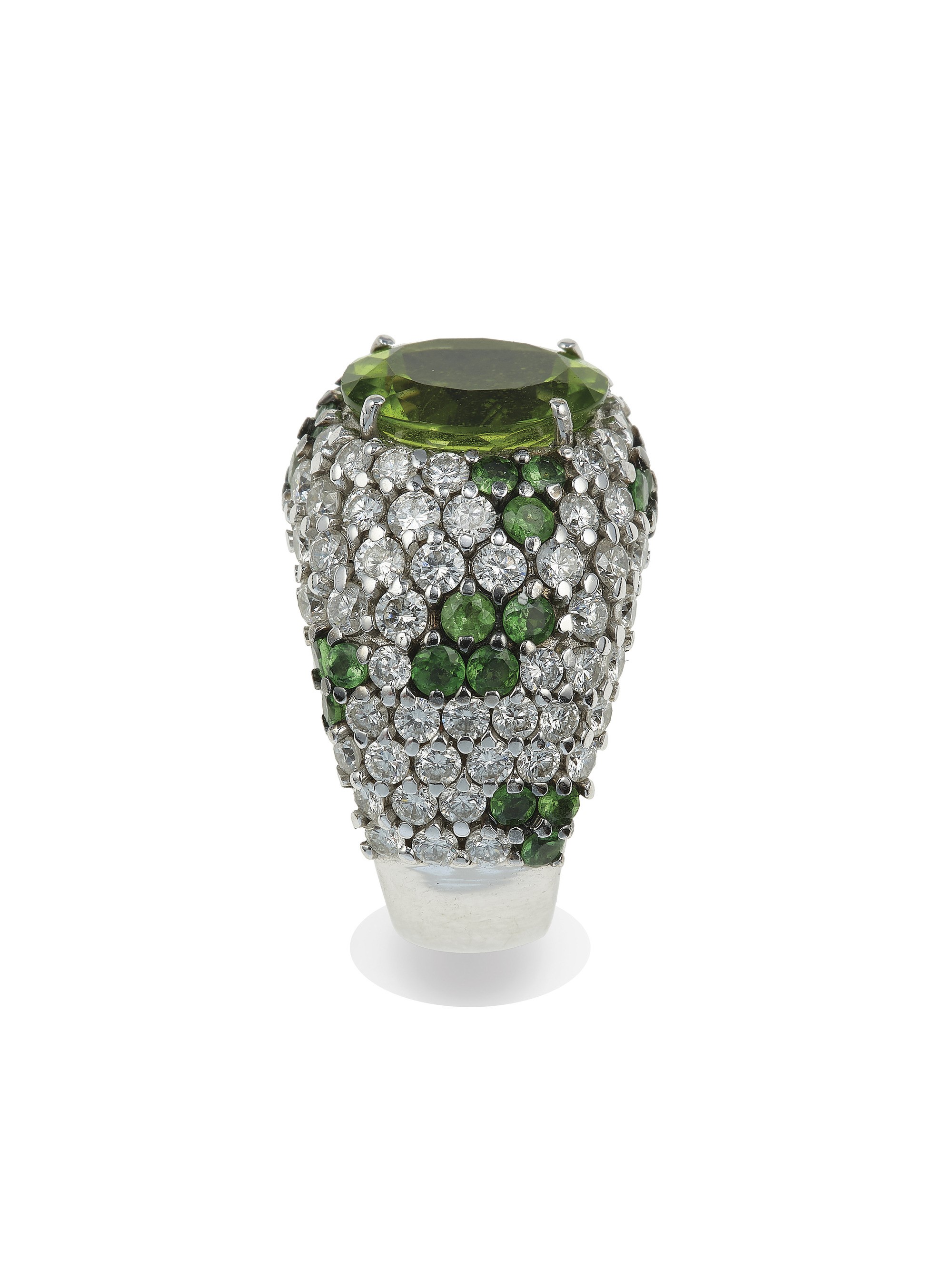 Cusi, Anello con peridoto, diamanti e tsavoriti