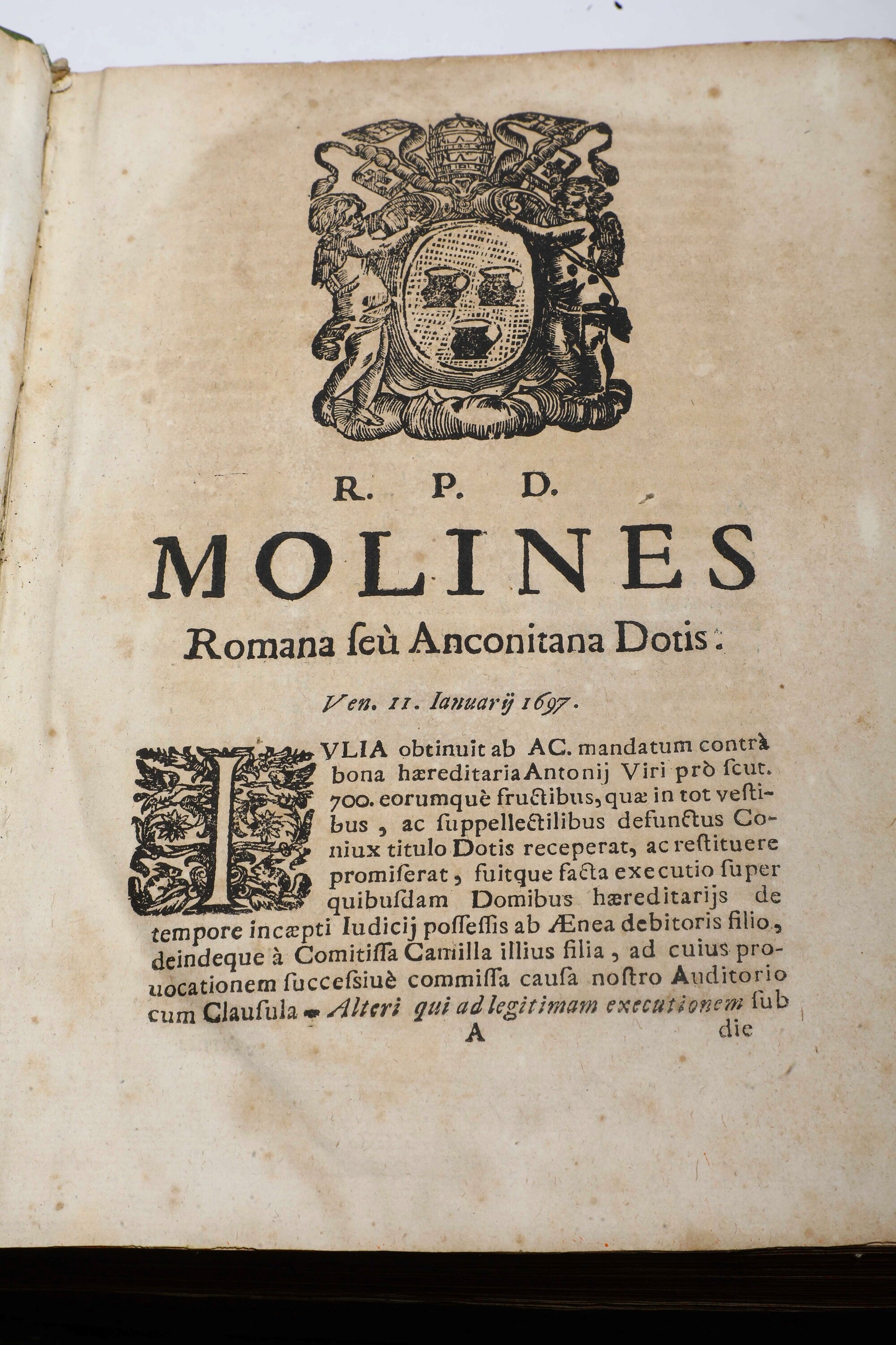 Decisiones Diversorum Sacrae Rotae Romanaeroma, Ex Typographia Rev. Camerae Apostolocae, 1697-170...