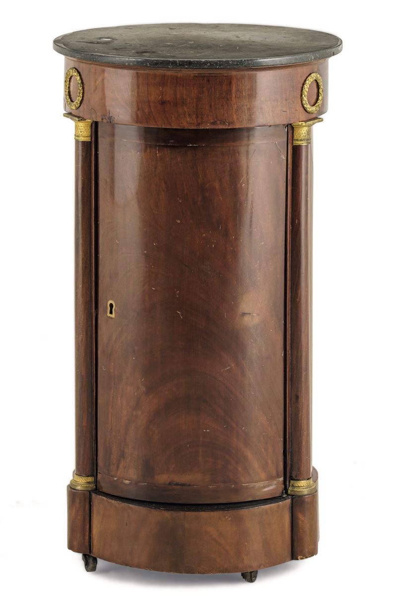 Comodino a colonna Impero. XIX secolo  - Auction Six Centuries of Arts and Furnitures - III - Cambi Casa d'Aste