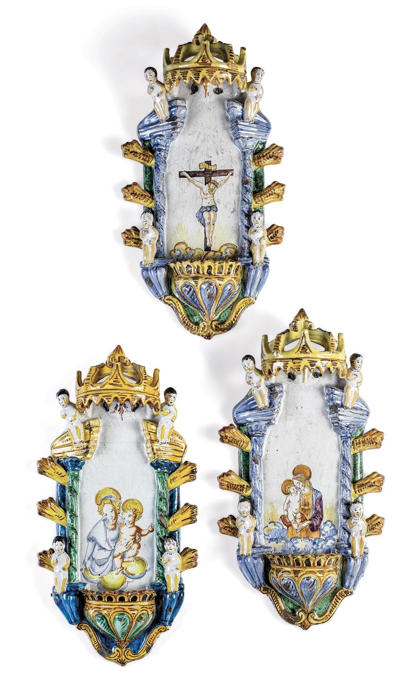 Tre acquasantiere Campania, XVIII secolo (?)  - Asta Sei Secoli di Arti e Arredi - III - Cambi Casa d'Aste