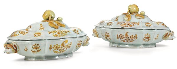 Coppia di zuppiere Francia, Moustier, XVIII-XIX secolo