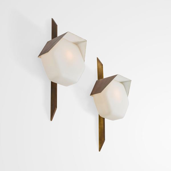 Due lampade a parete