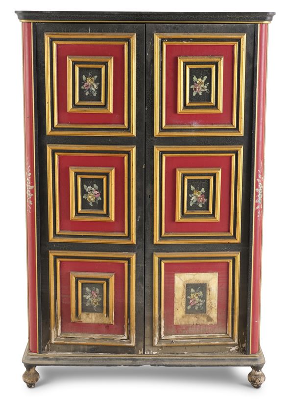 Armadio a due ante laccato