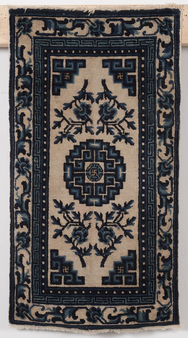 Piccolo tappeto Cina inizio XX secolo