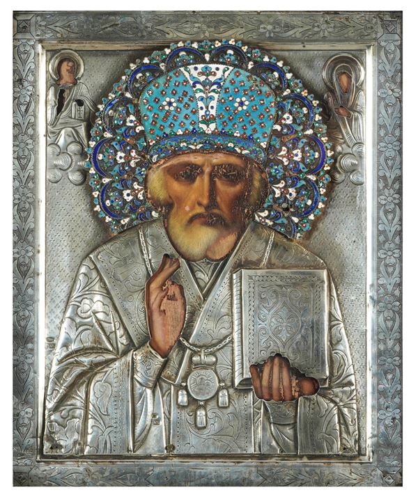 San Nicola il taumaturgo. Riza in argento sbalzato e cesellato. Aureola in smalti policromi cloisonnè