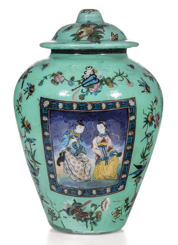 Potiches con coperchio in vetro soffiato decorato ad arte povera. Piemonte, XIX secolo (?)