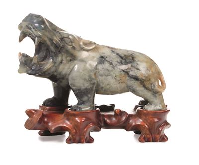 Figura in Giada Raffigurante Ippopotamo, Cina, XX Secolo