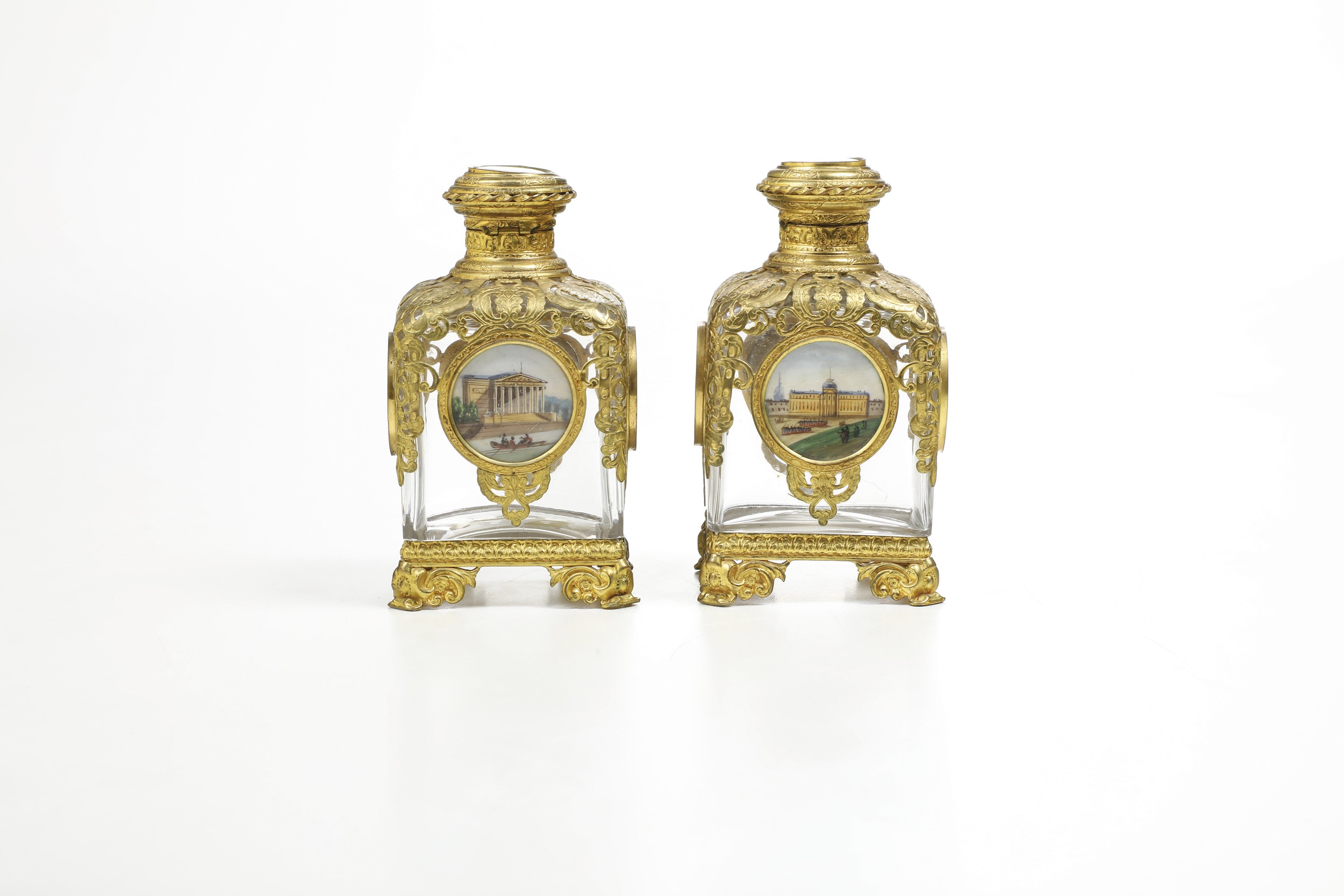 Coppia di Bottiglie in Vetro. Francia (?), XIX-XX Secolo