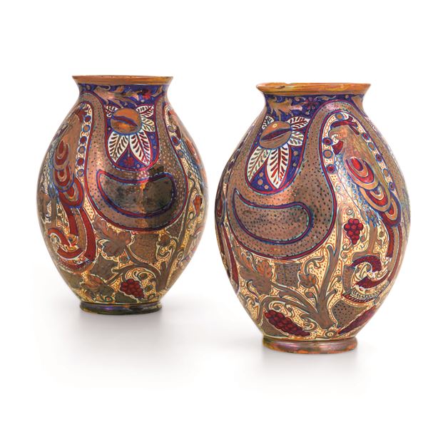 Coppia di vasi Gualdo Tadino, Manifattura di Alfredo Santarelli, prima metà del XX secolo