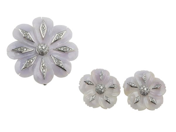 Sabbadini. Demi-parure composta da spilla ed orecchini con diamanti e giadeite viola