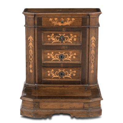 Inginocchiatoio in Legno Intarsiato. XVIII Secolo
